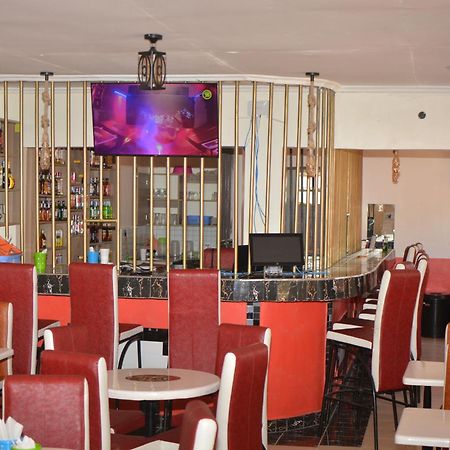 Hotel The Farm Bar And Restaurant Kakamega Exterior foto